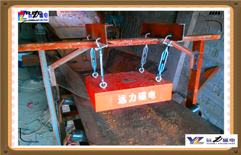 永磁除铁器，云南悬挂式永磁除铁器厂参数_内部磁块安装方法_云南悬挂式永磁除铁器厂型号价格 
